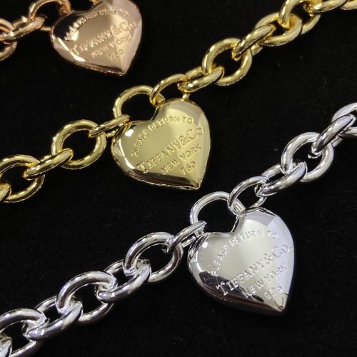 New 3D Heart Bracelet, Timeless Minimalist Luxury Jewelry