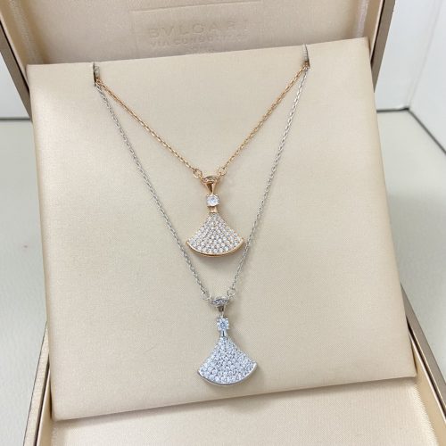 滿鑲水晶扇形項鍊｜經典小裙子輕奢鎖骨鏈｜兩色可選Full Crystal Fan Necklace | Classic Skirt Style Luxury Pendant | 2 Colors
